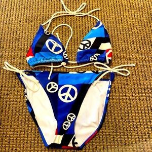 OP Side Tie Peace Graphic Design Bikini